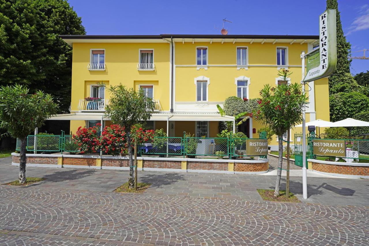 Hotel Ristorante Lepanto Salo Exterior photo